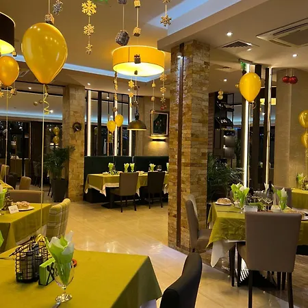 Family Hotel 3*